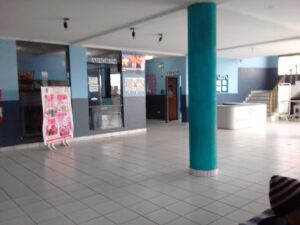 Clinica «Madre Coraje»puente piedra — foto