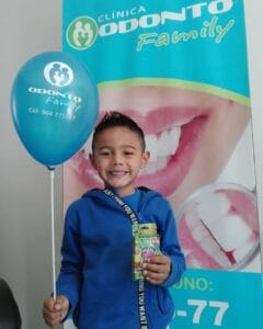 Clínica ODONTO FAMILY Ica | Especialistas en Implantes Dentales | Ortodoncia Brackets — foto