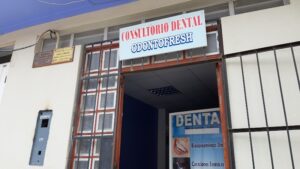 Dentista Odontólogo Dr.Fredy David huillcahuari Consultorio Dental ODONTOFRESH — foto