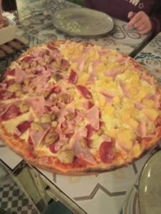 El Jardin Secreto: Pizzeria — foto