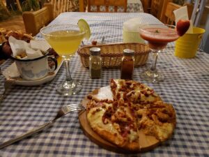 El Jardin Secreto: Pizzeria — foto