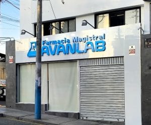 Farmacia Magistral Avanlab Arequipa — foto
