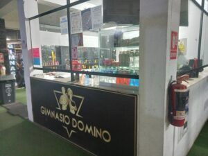 Gimnasio dominó — foto