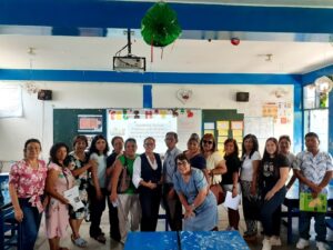 I.E. Gloriosa 329 Chimbote — foto