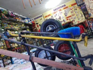 IMPORT & DISTRIBUIDOR FERRETERO PUCALLPA — foto