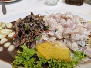 Las Ricas Conchas Negras de Maribel — foto