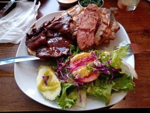 Toro Loco «Grill & Bar» (Av.EEUU) — foto
